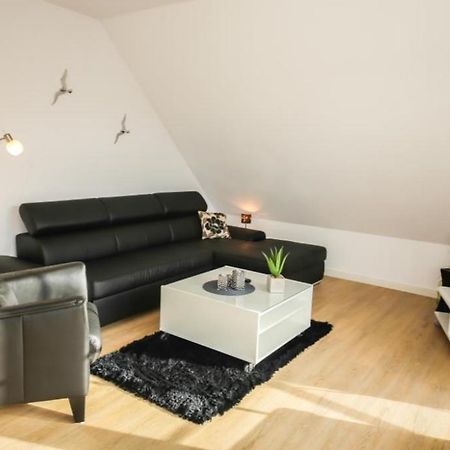 Ferienwohnung Ostseerauschen Шарбойц Екстер'єр фото
